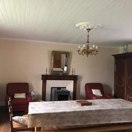 Maison Auvergnate 8 Pers