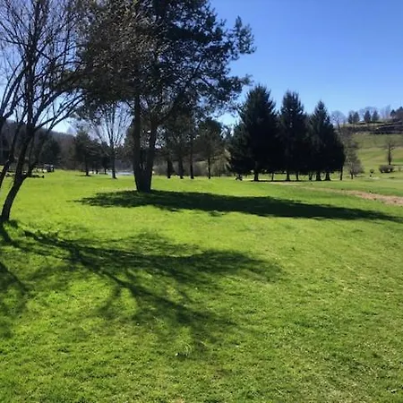 Maison Auvergnate 8 Pers בית נופש *