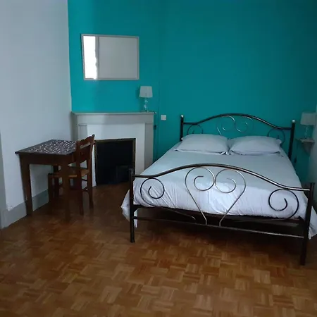 Дом отдыха Maison Auvergnate 8 Pers
